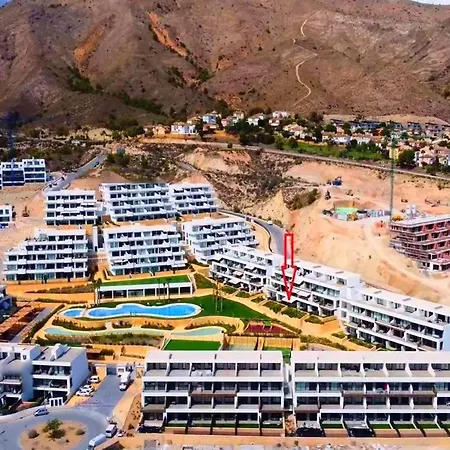 Bungalow De Luxe De La Clase En Benidorm En La Urbanizacion Camporrosso Village *