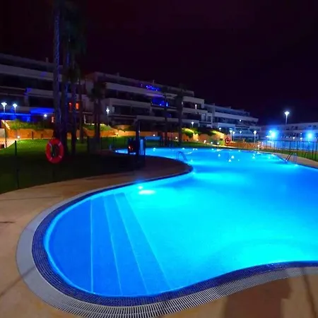 Bungalow De Luxe De La Clase En Benidorm En La Urbanizacion Camporrosso Village